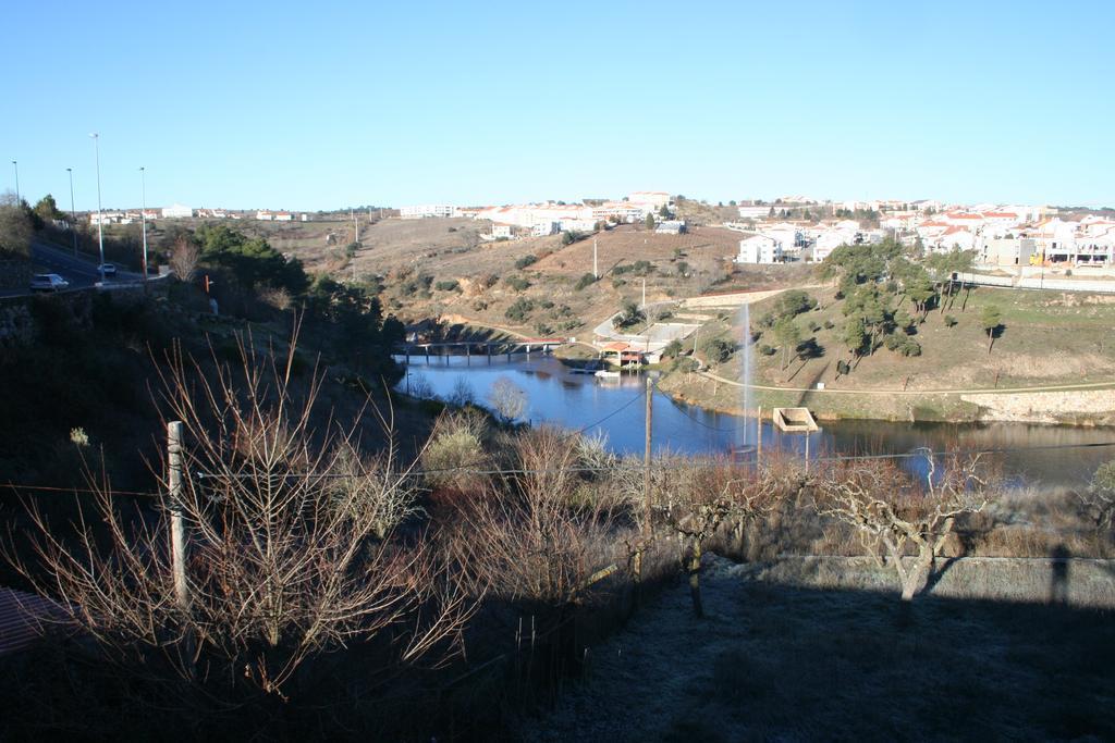 Quinta De La Barandica Guest House Miranda do Douro Bagian luar foto